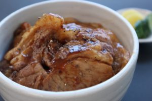 ケンミンショーで北海道の豚丼を紹介!家で簡単につくれるらくらくレシピとは